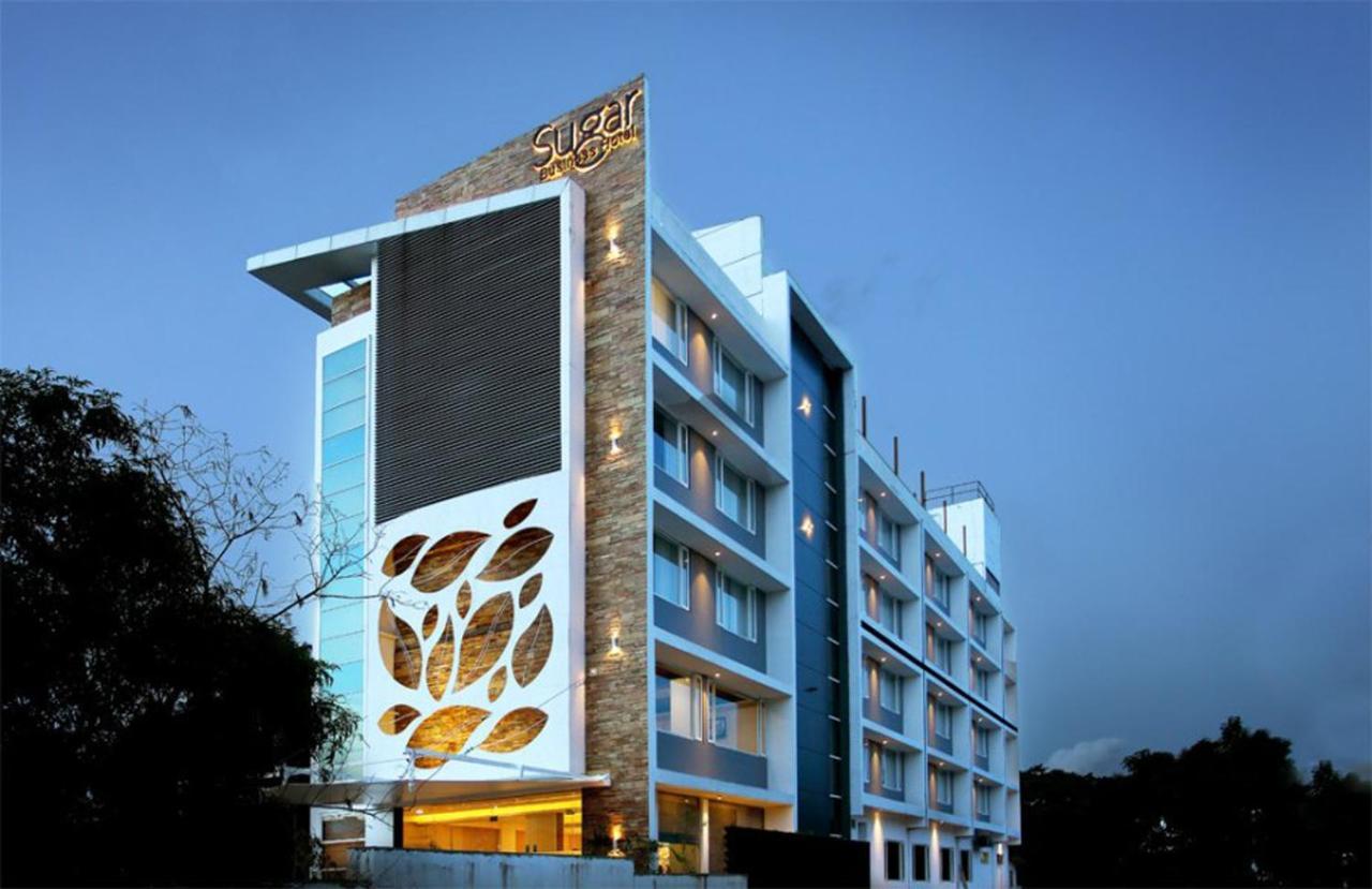 Sugar Business Hotel Kochi Buitenkant foto